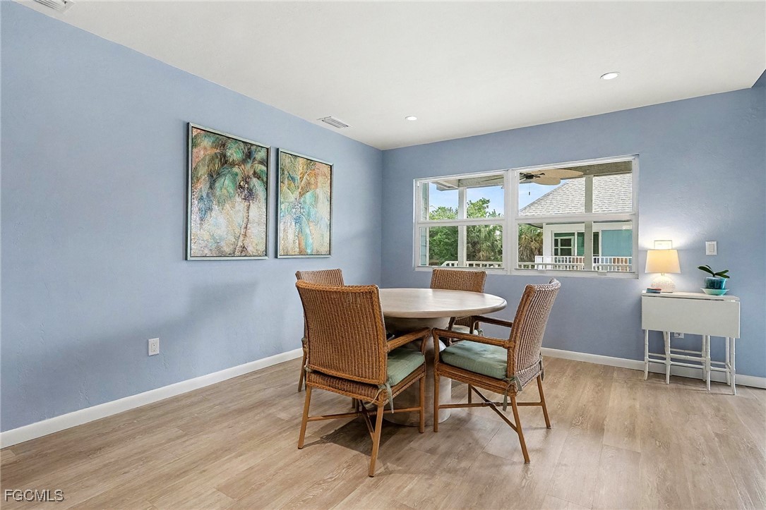 400 Rabbit Road Sanibel, FL 33957 - Photo 7 of 34