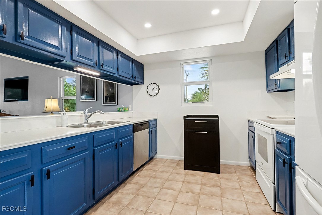 400 Rabbit Road Sanibel, FL 33957 - Photo 8 of 34