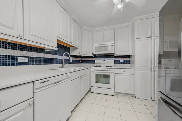 $225,000 | 3617 Central Avenue East, Unit 201, Glenview, IL 60025