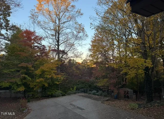 $650,000 | 1934 Old Walnut Lane, Jefferson City, TN 37760