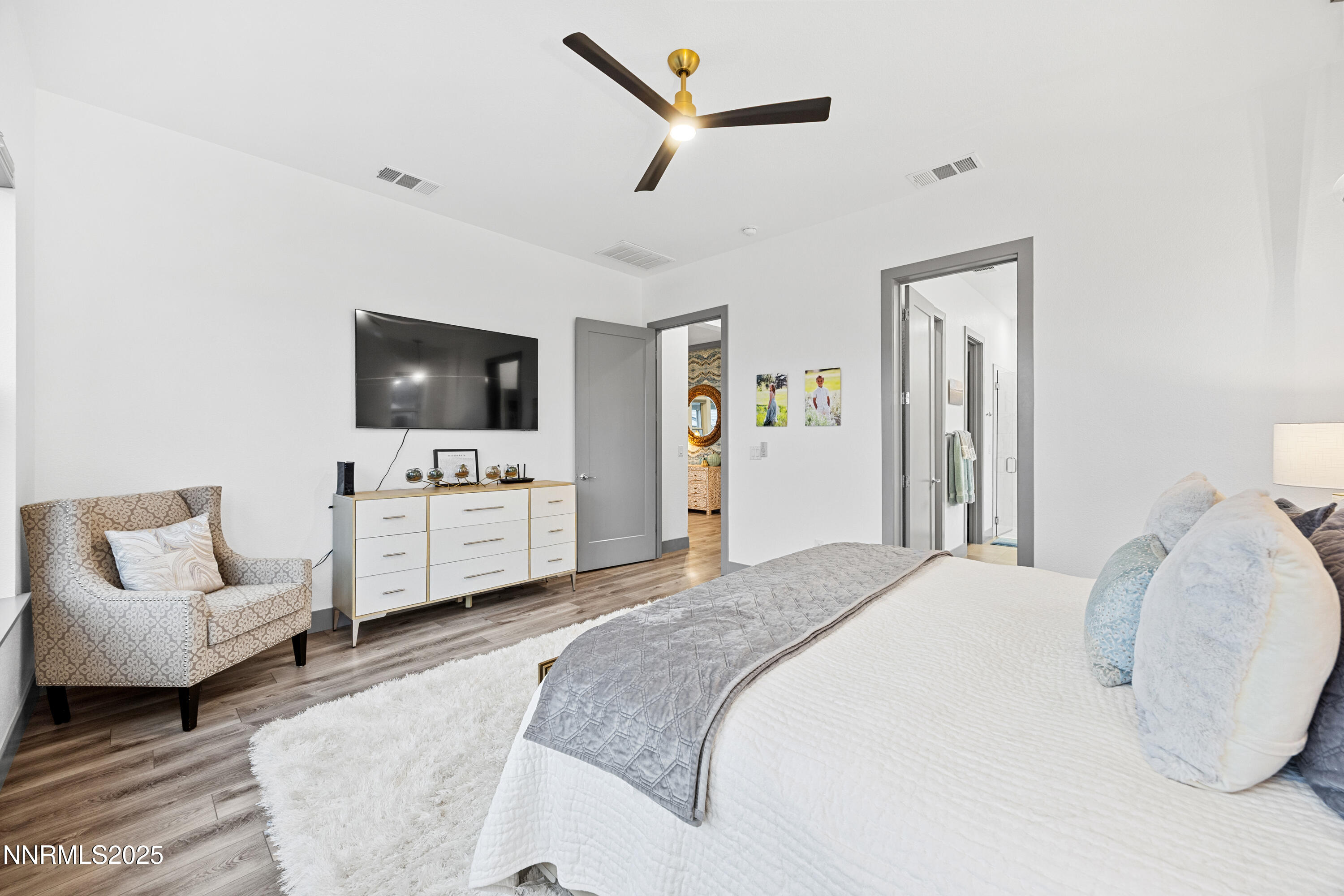 961 Solarium Drive Reno, NV 89511 - Photo 18 of 40 24_img_0256