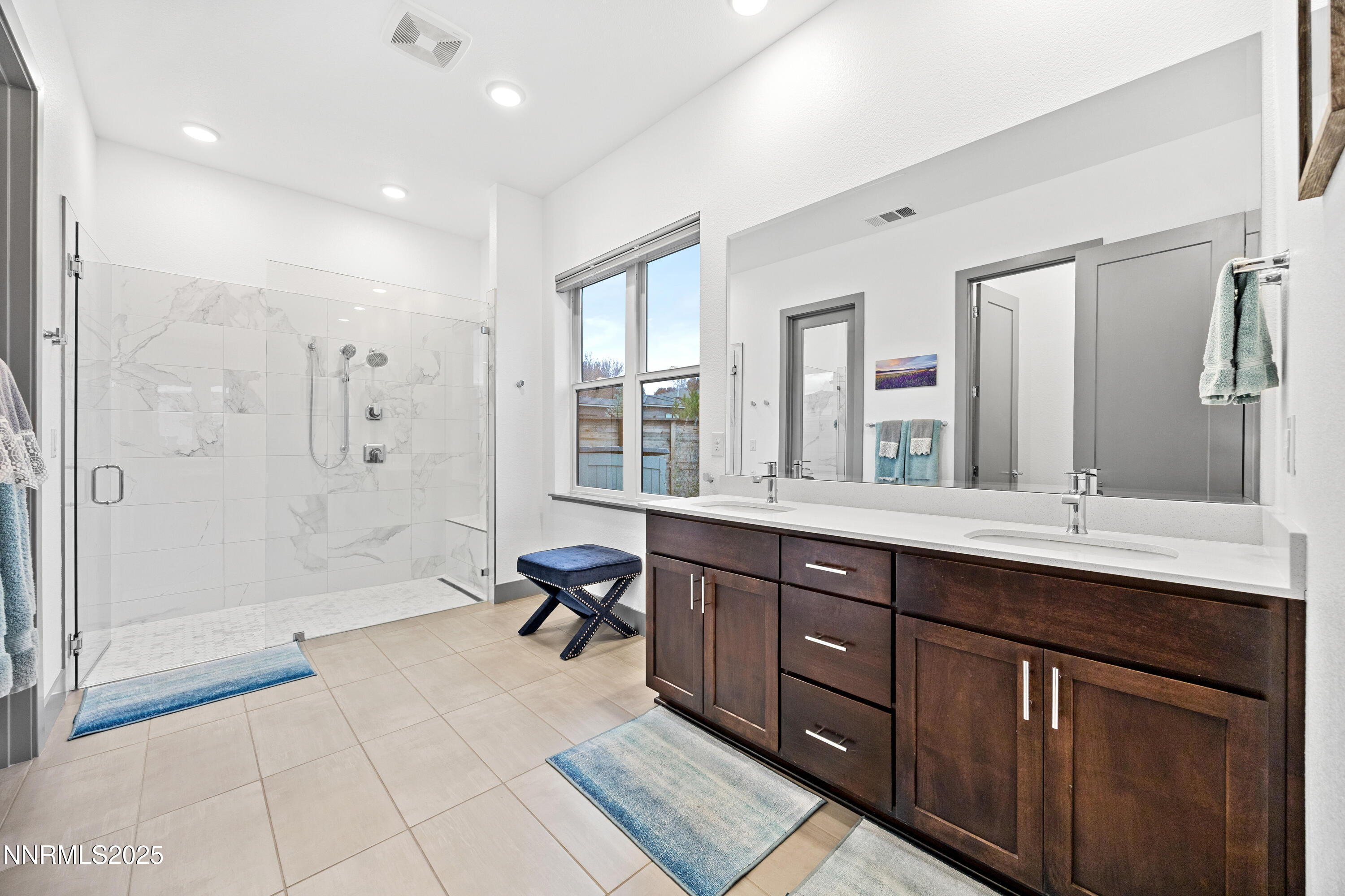 961 Solarium Drive Reno, NV 89511 - Photo 19 of 40 25_img_0261