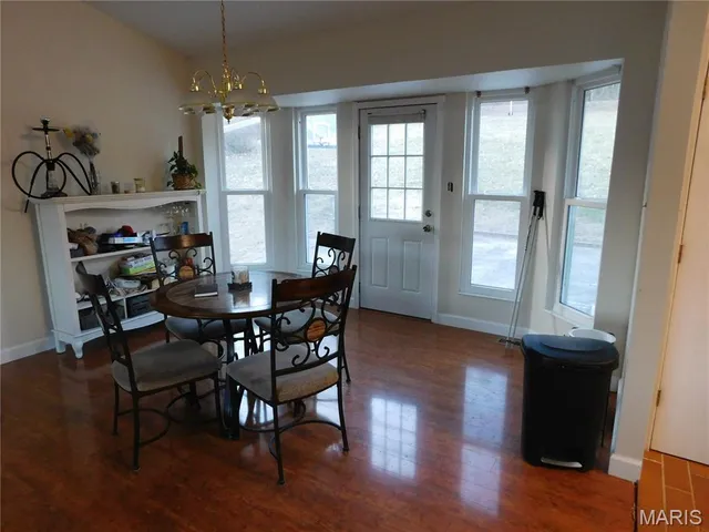 $289,000 | 1802 Deer Run Trail, Pacific, MO 63069