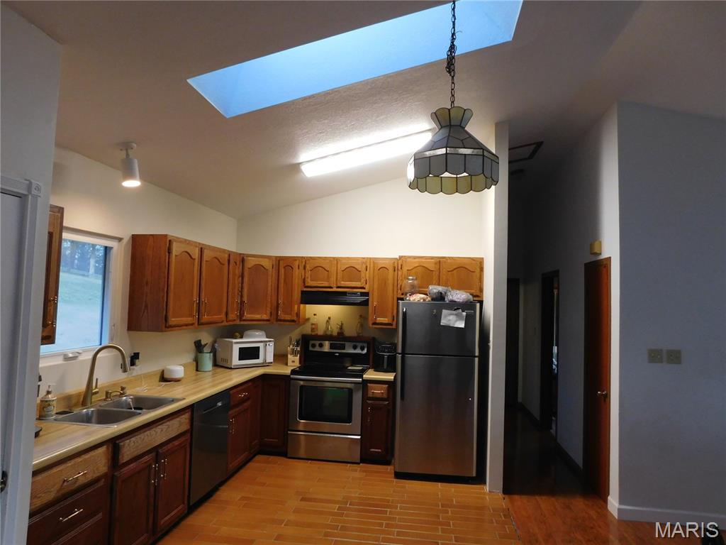 1802 Deer Run Trail Pacific, MO 63069 - Photo 21 of 42