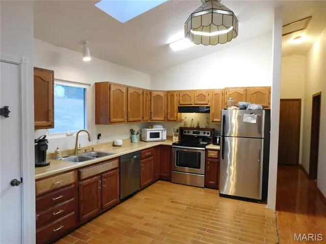 $289,000 | 1802 Deer Run Trail, Pacific, MO 63069