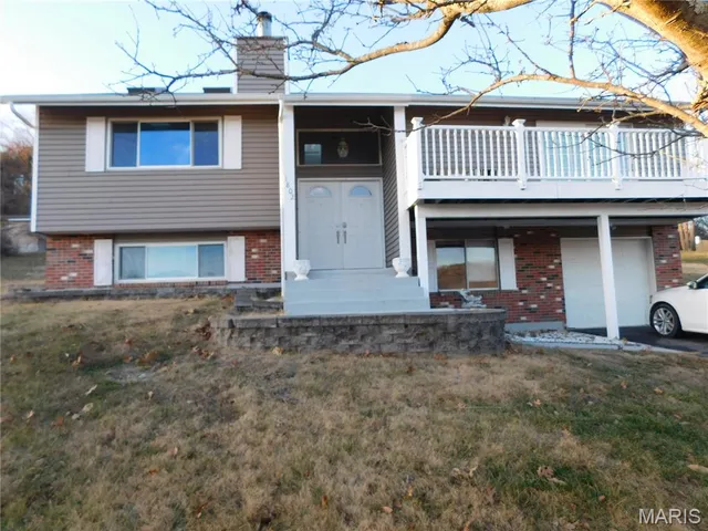 $289,000 | 1802 Deer Run Trail, Pacific, MO 63069