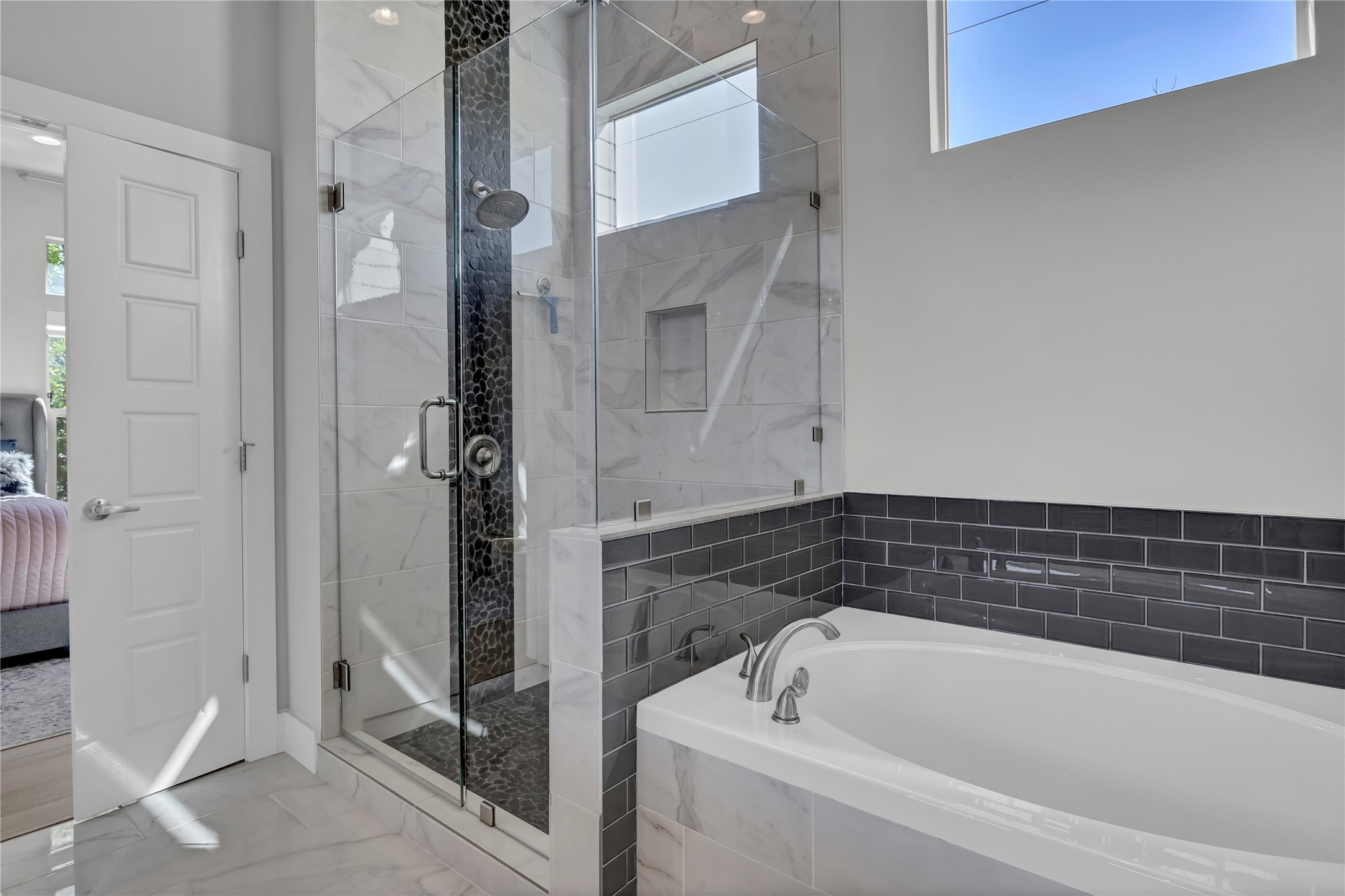 3504 Clawson Road, Unit 7 Austin, TX 78704 - Photo 9 of 26 Ensuite bathroom with a garden tub and a stall shower