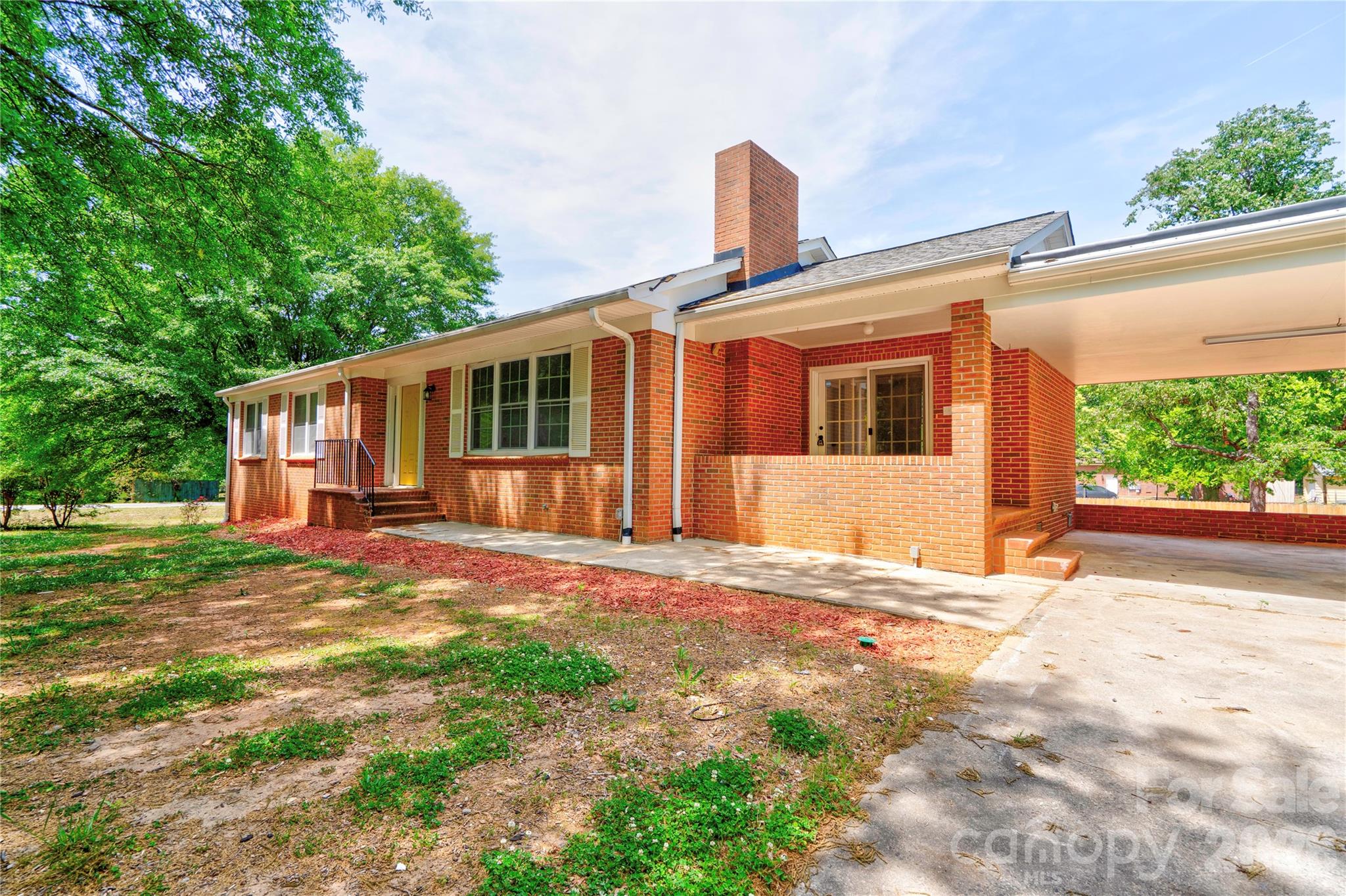 2903 Forbes Road Gastonia, NC 28056 - Photo 2 of 41