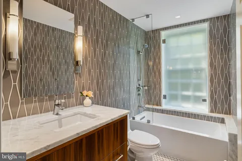 $4,995,000 | 1819 Delancey Place, Philadelphia, PA 19103