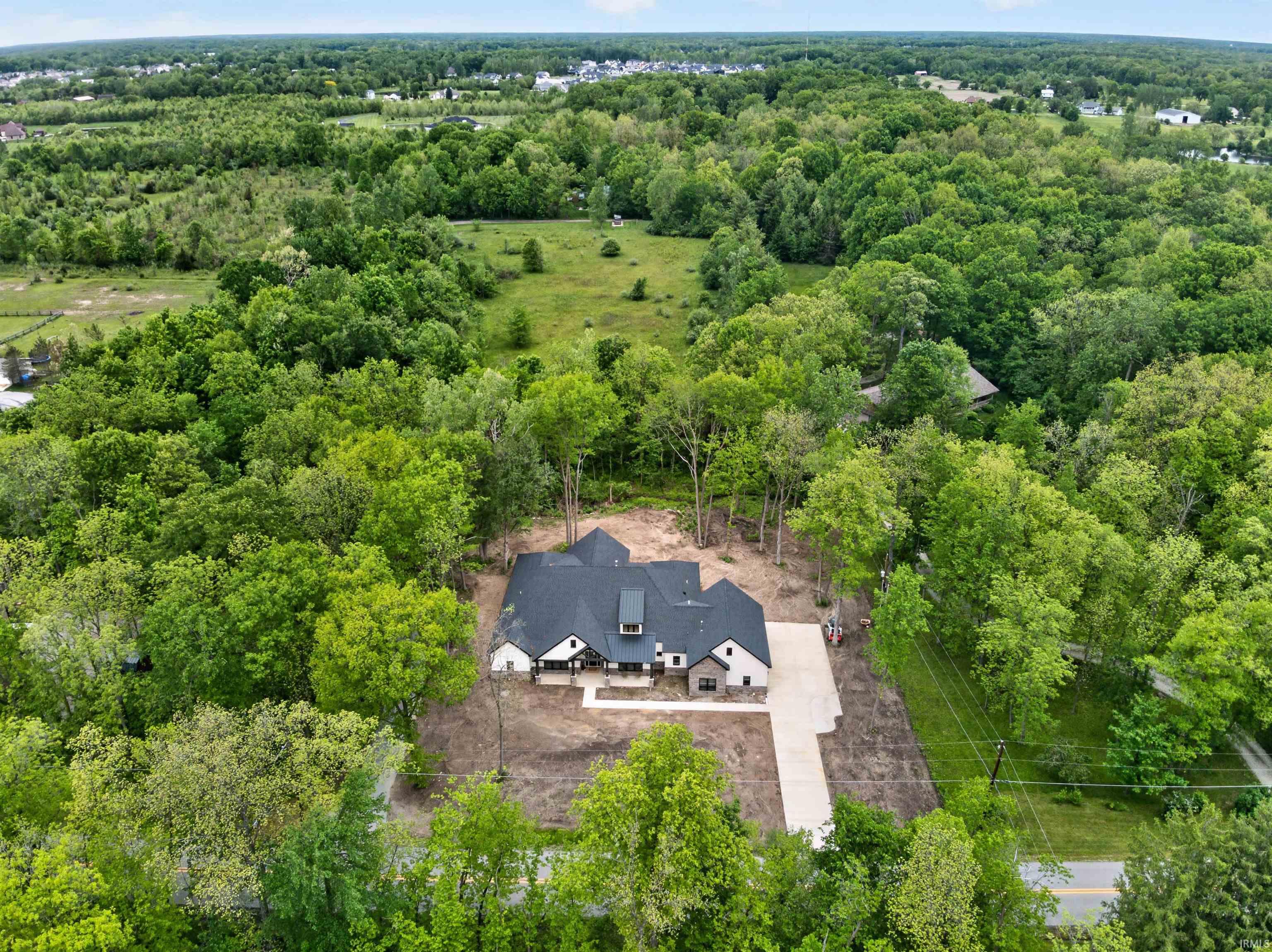 6077 Popp Road Fort Wayne, IN 46845 - Photo 7 of 50