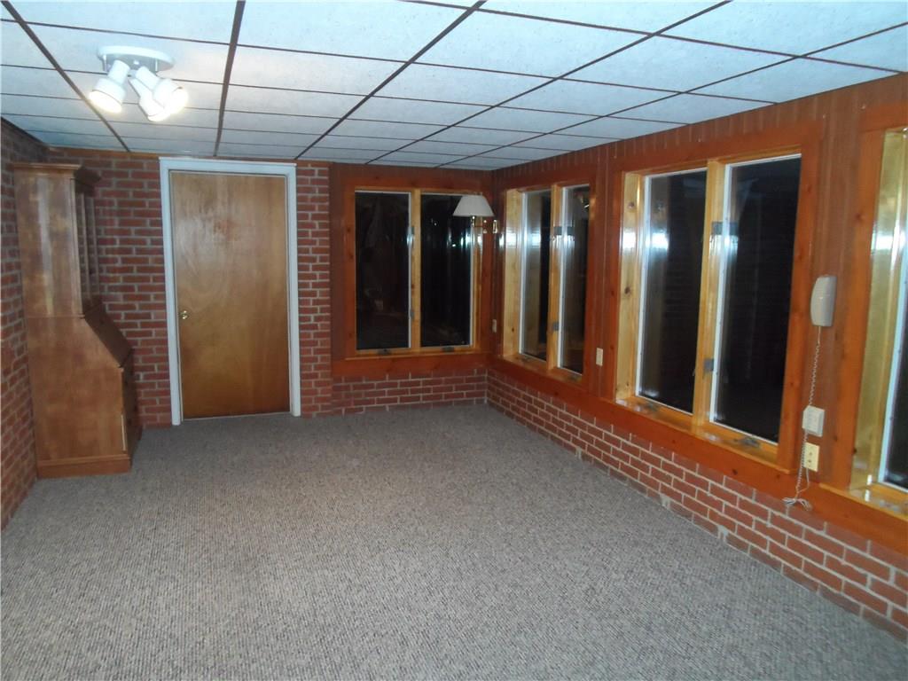 186 Oak Ridge Drive Butler, PA 16002 - Photo 8 of 25