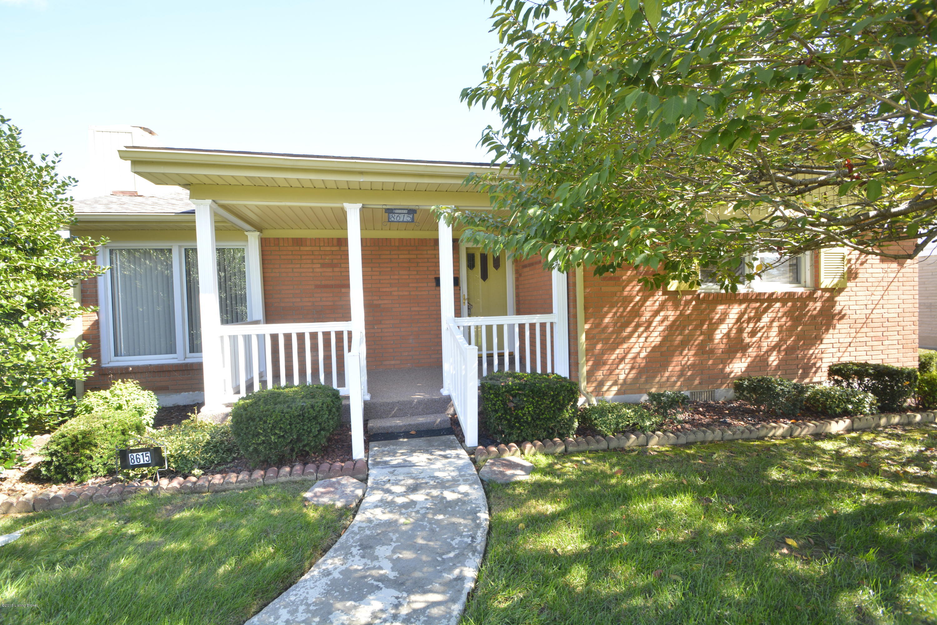 8615 Terry Road Louisville, KY 40258 - Photo 1 of 36 _DSC0471