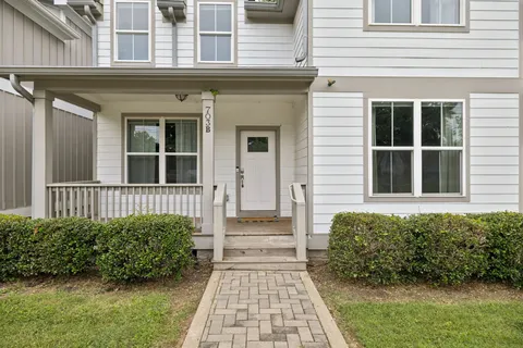 $750,000 | 703 B Skyview Drive, Nashville, TN 37206