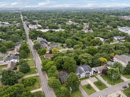 $750,000 | 703 B Skyview Drive, Nashville, TN 37206