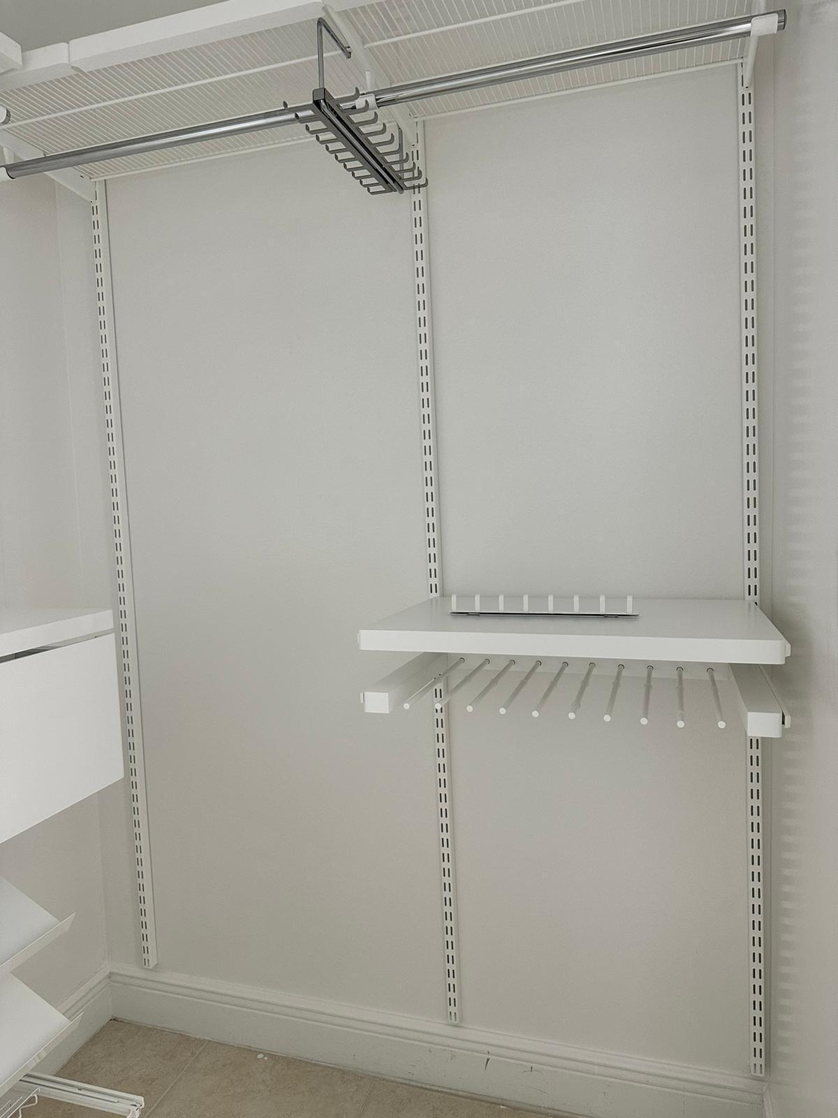 7275 Southwest 90th Way, Unit 311 Miami, FL 33156 - Photo 15 of 17 a view of small space