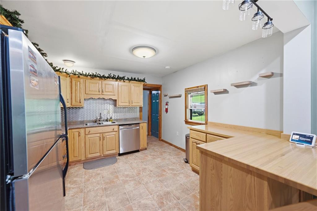 1393 Mateer Road Dayton, PA 16222 - Photo 9 of 36 Gallery Image 9