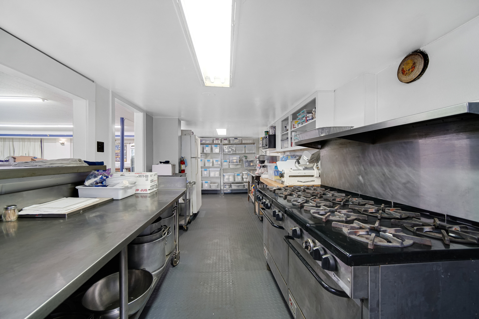 512 Temple Street Whiting, IN 46394 - Photo 12 of 22 a kitchen with lots of counter top space and stove