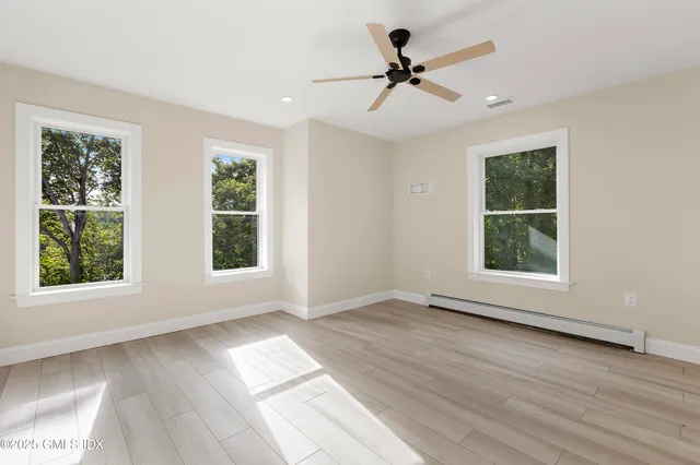 $8,000 | 10 Highland Place, Unit B, Greenwich, CT 06831