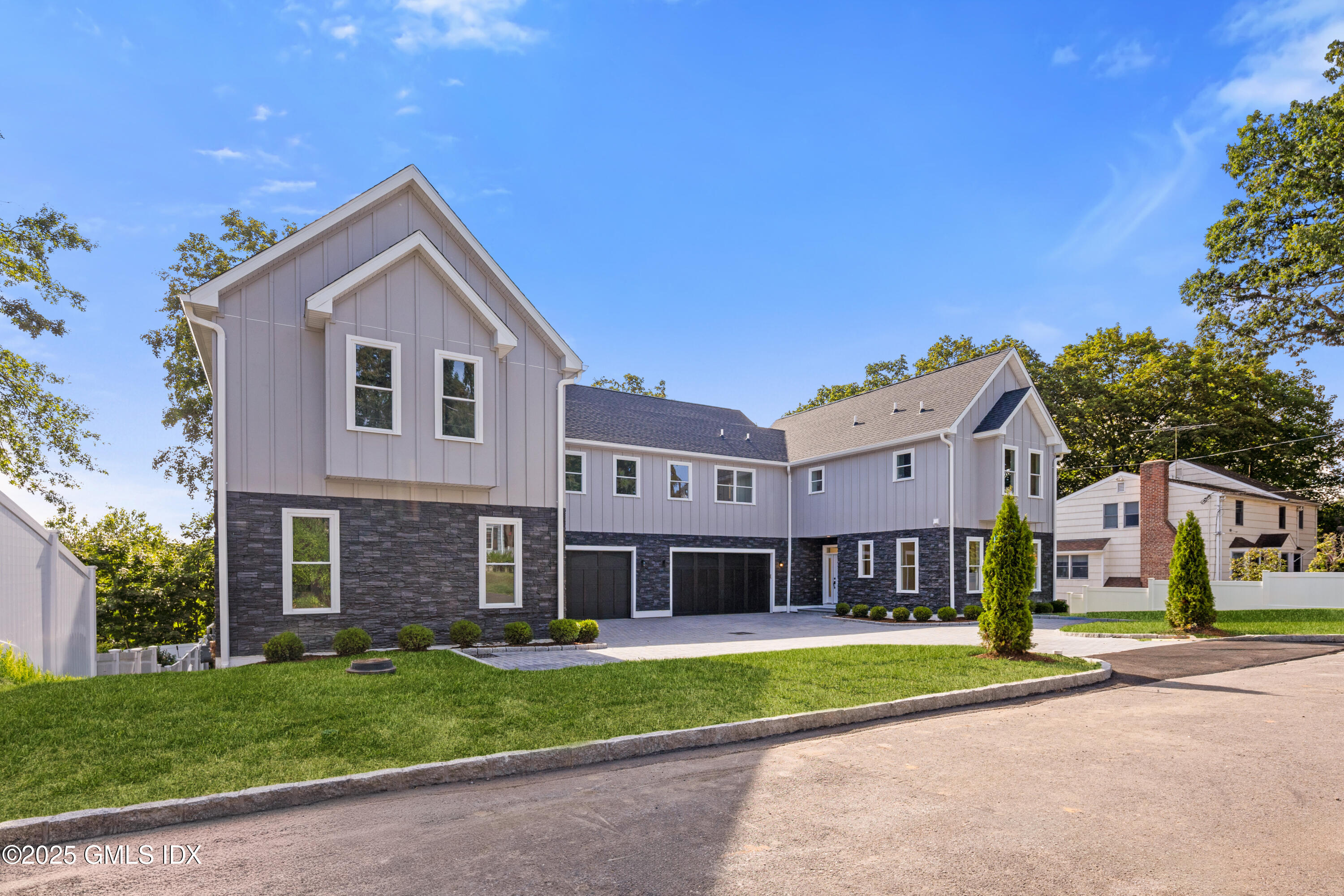 10 Highland Place, Unit B Greenwich, CT 06831 - Photo 27 of 30 10 Highland Pl Greenwich CT-3