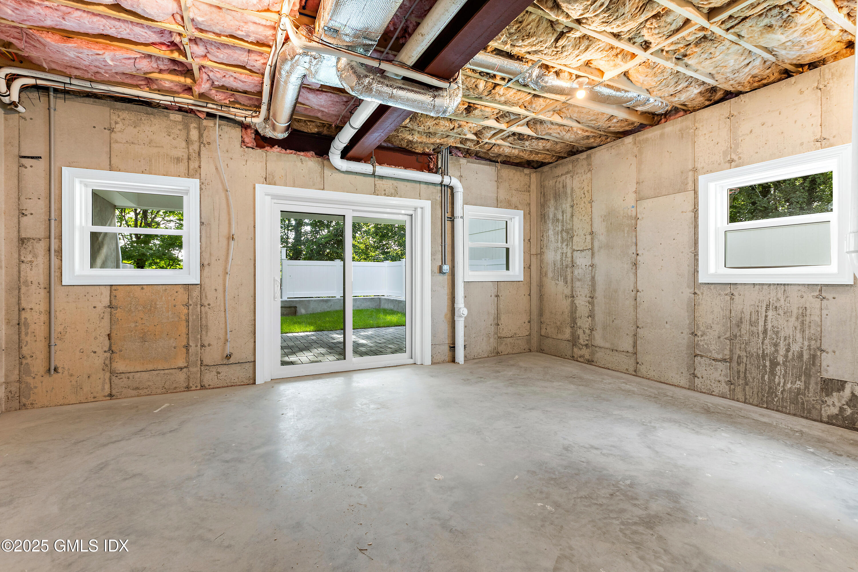 10 Highland Place, Unit B Greenwich, CT 06831 - Photo 30 of 30 10 Highland Pl Greenwich CT-34