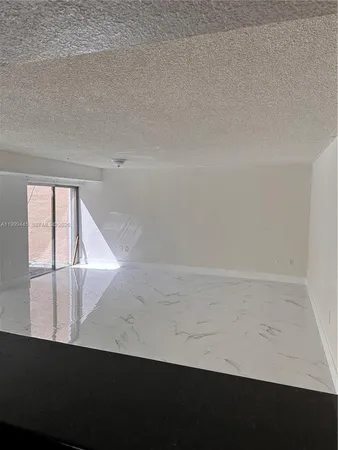 $2,975 | 8440 Southwest 154th Cir Court, Unit 302, Miami, FL 33193