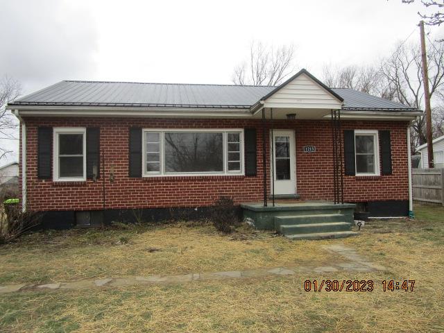 1213 Peppers Ferry Road Pulaski, VA 24301 - Photo 1 of 20 Gallery Image 1