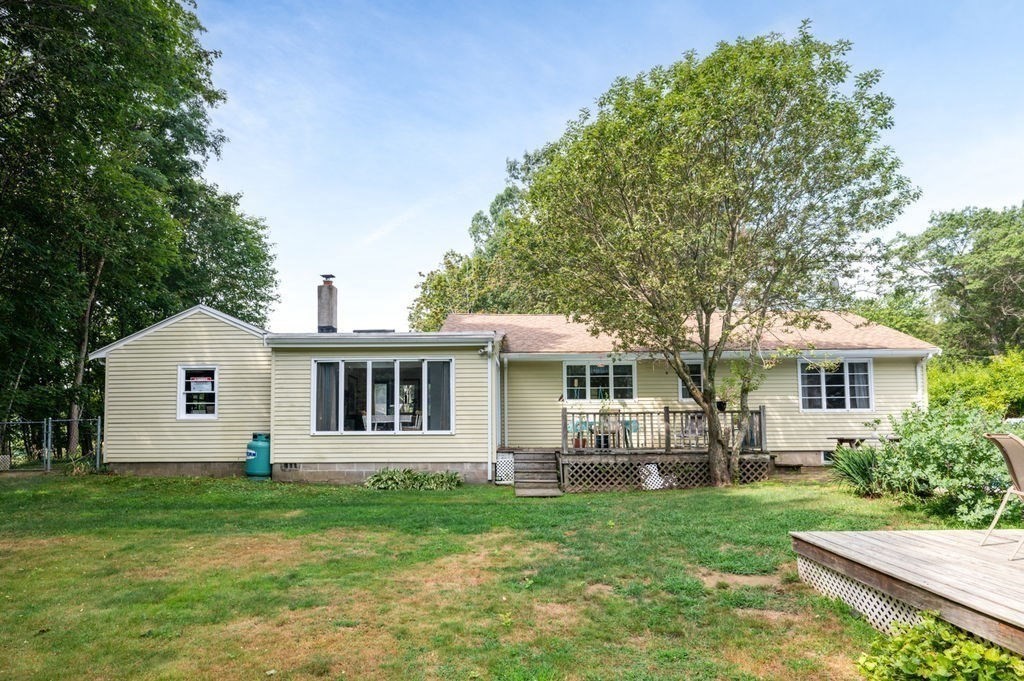 12 Kimball Road Amesbury, MA 01913 - Photo 22 of 36 a front view of house with yard and green space