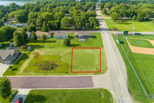 $10,000 | 17 Marples Street, Minnesota Lake, MN 56068