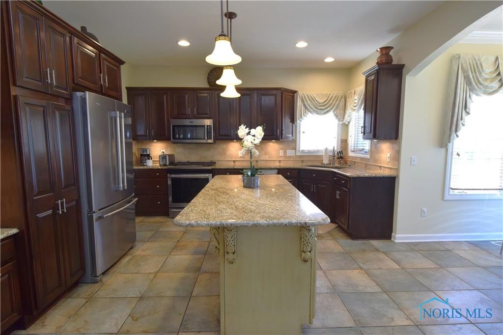 2565 Spruce Loop Road Sylvania, OH 43560 - Photo 18 of 50 Gallery Image 18