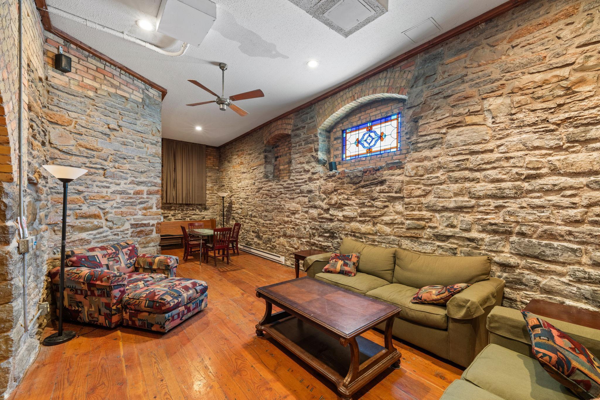 609 South 9th Street, Unit 8 Minneapolis, MN 55404 - Photo 19 of 30