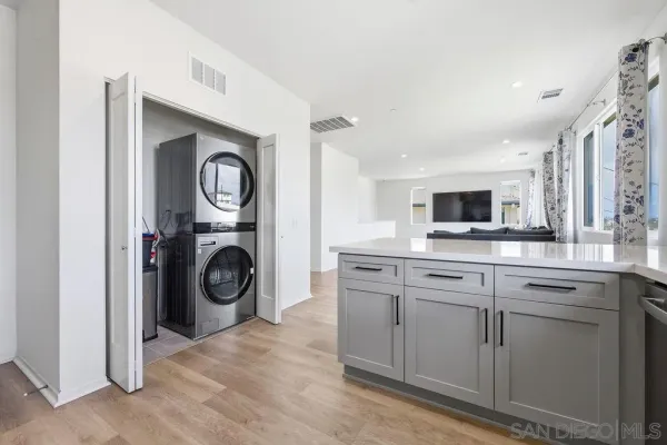 $880,000 | 5270 San Bernardo Terrace, San Diego, CA 92114
