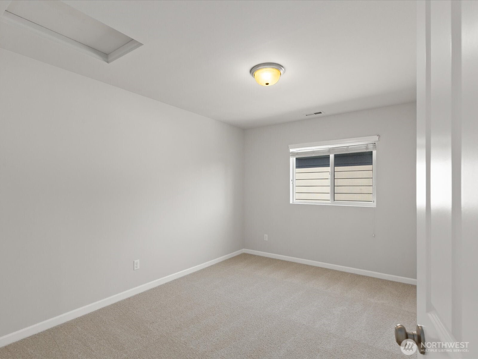 18121 46th Drive Southeast Bothell, WA 98012 - Photo 28 of 38