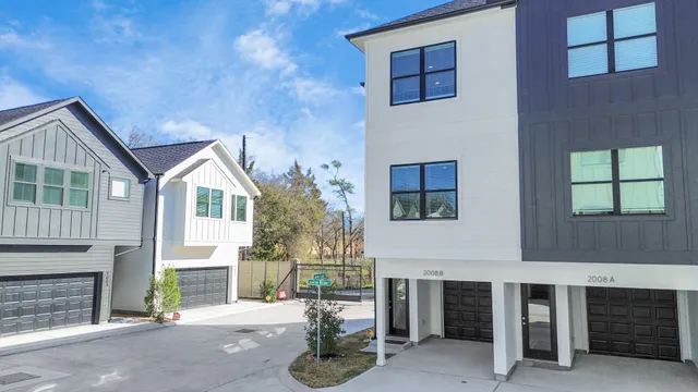 $1,895 | 2006 Laverne Willow Lane, Unit A, Houston, TX 77080