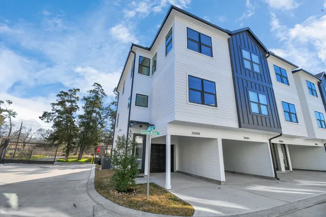 $1,895 | 2006 Laverne Willow Lane, Unit A, Houston, TX 77080