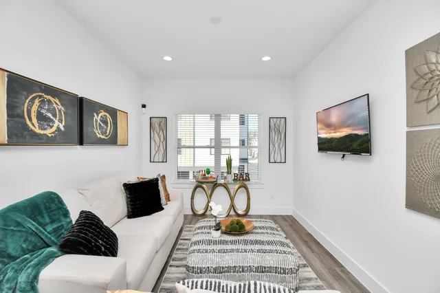 $1,895 | 2006 Laverne Willow Lane, Unit A, Houston, TX 77080