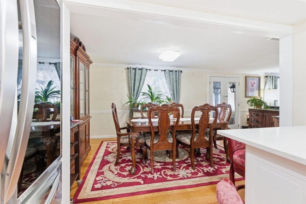 560 Worcester Street Wellesley, MA 02481 - Photo 12 of 42