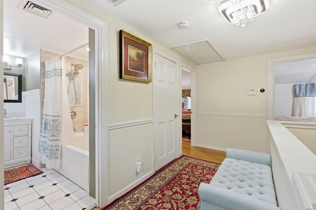 560 Worcester Street Wellesley, MA 02481 - Photo 20 of 42