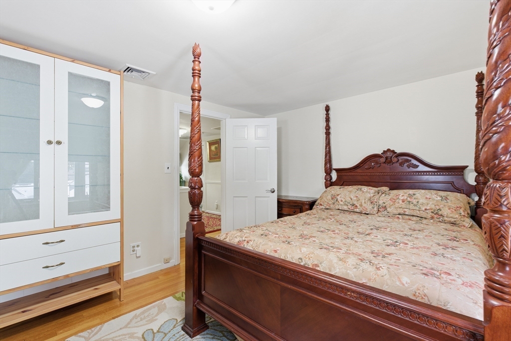 560 Worcester Street Wellesley, MA 02481 - Photo 24 of 42