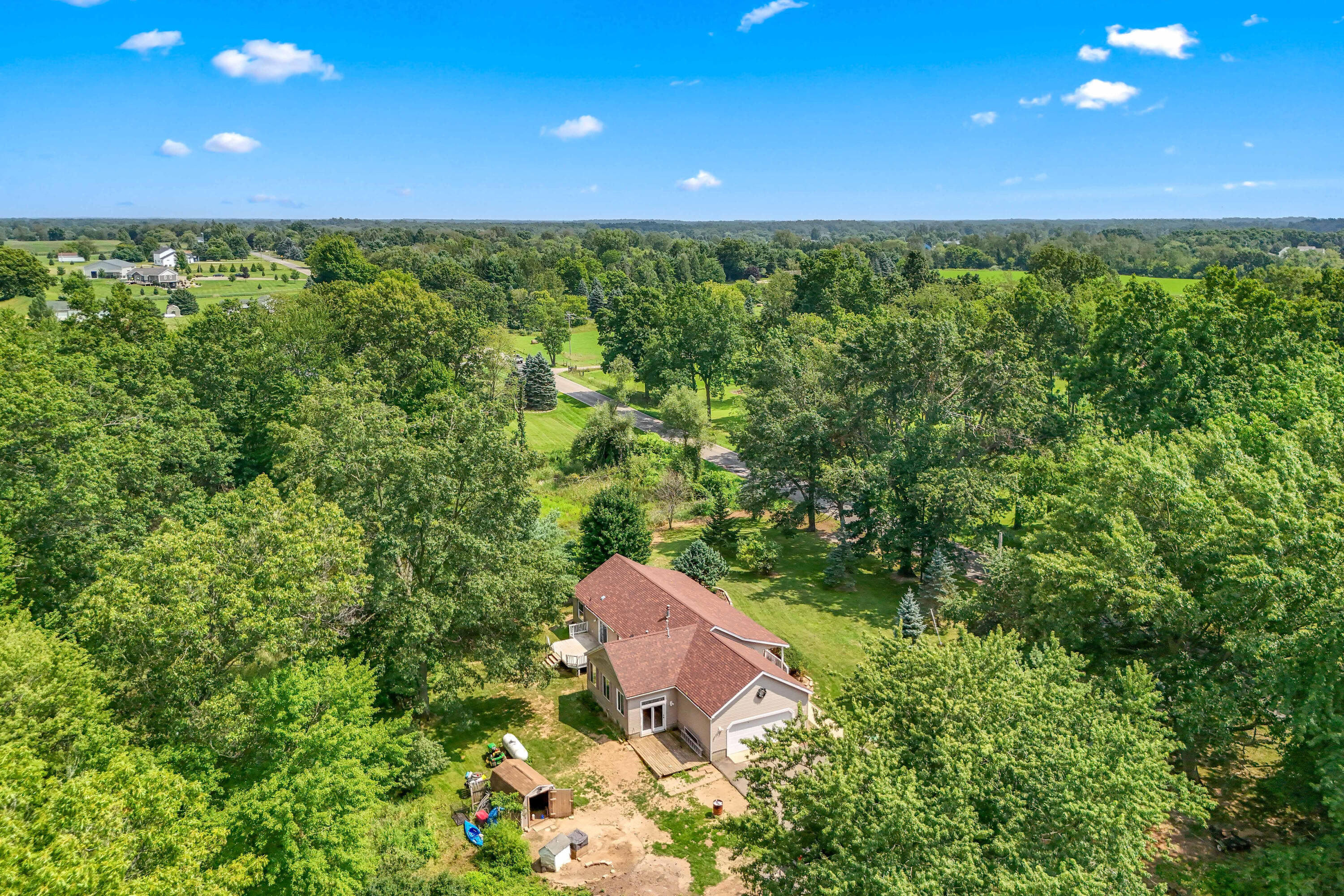 7578 Greenwood Road Jackson, MI 49201 - Photo 8 of 41 14