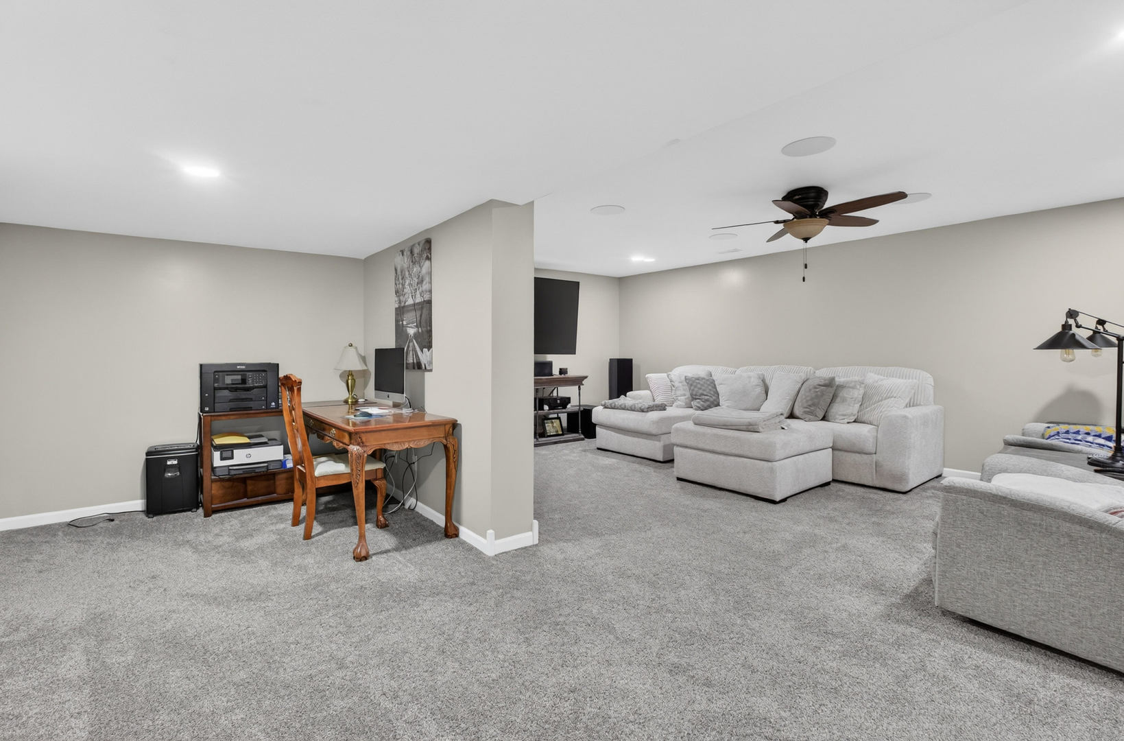 5317 Hillandale Road Davenport, IA 52806 - Photo 23 of 32