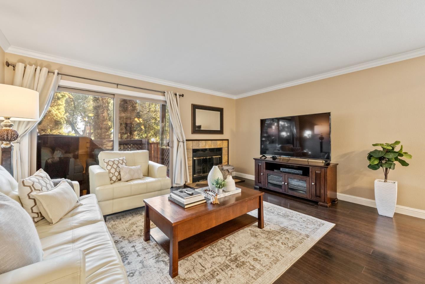 1555 Hecker Pass Road, Unit A104 Gilroy, CA 95020 - Photo 2 of 27 Gallery Image 2