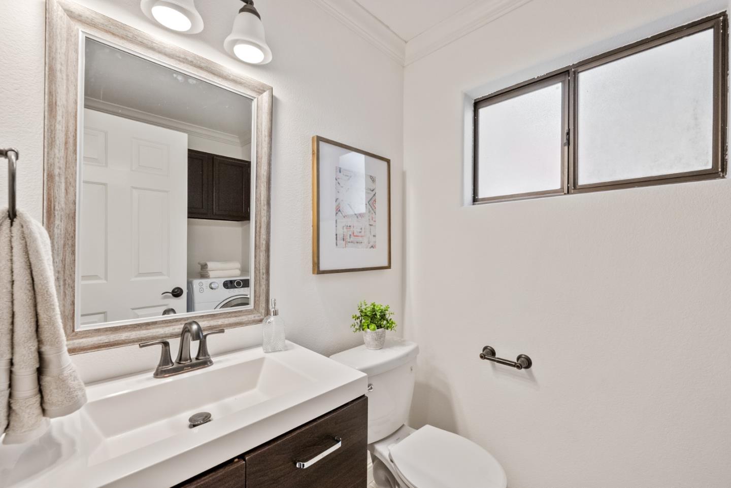 1555 Hecker Pass Road, Unit A104 Gilroy, CA 95020 - Photo 18 of 27 Gallery Image 18