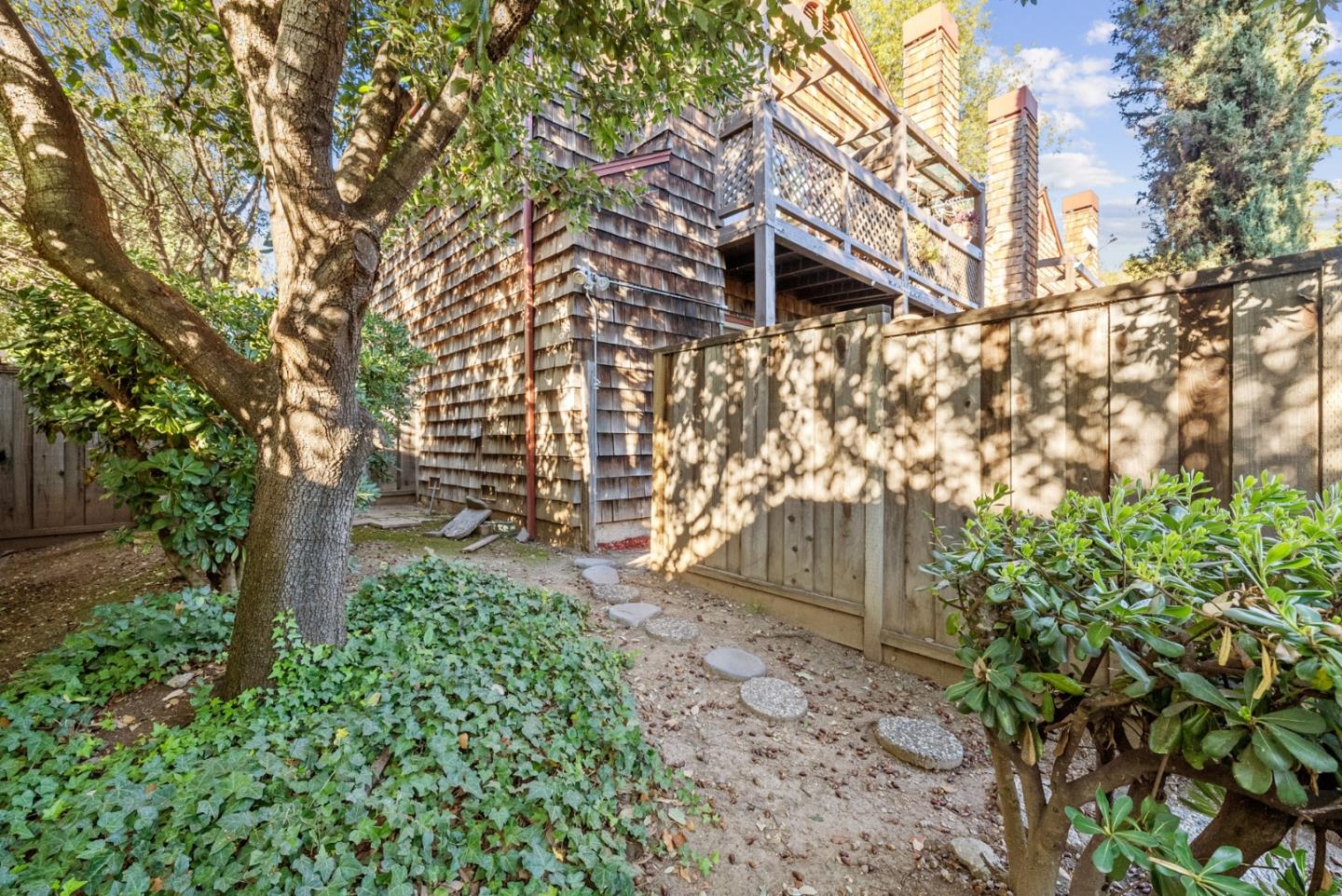 1555 Hecker Pass Road, Unit A104 Gilroy, CA 95020 - Photo 24 of 27 Gallery Image 24