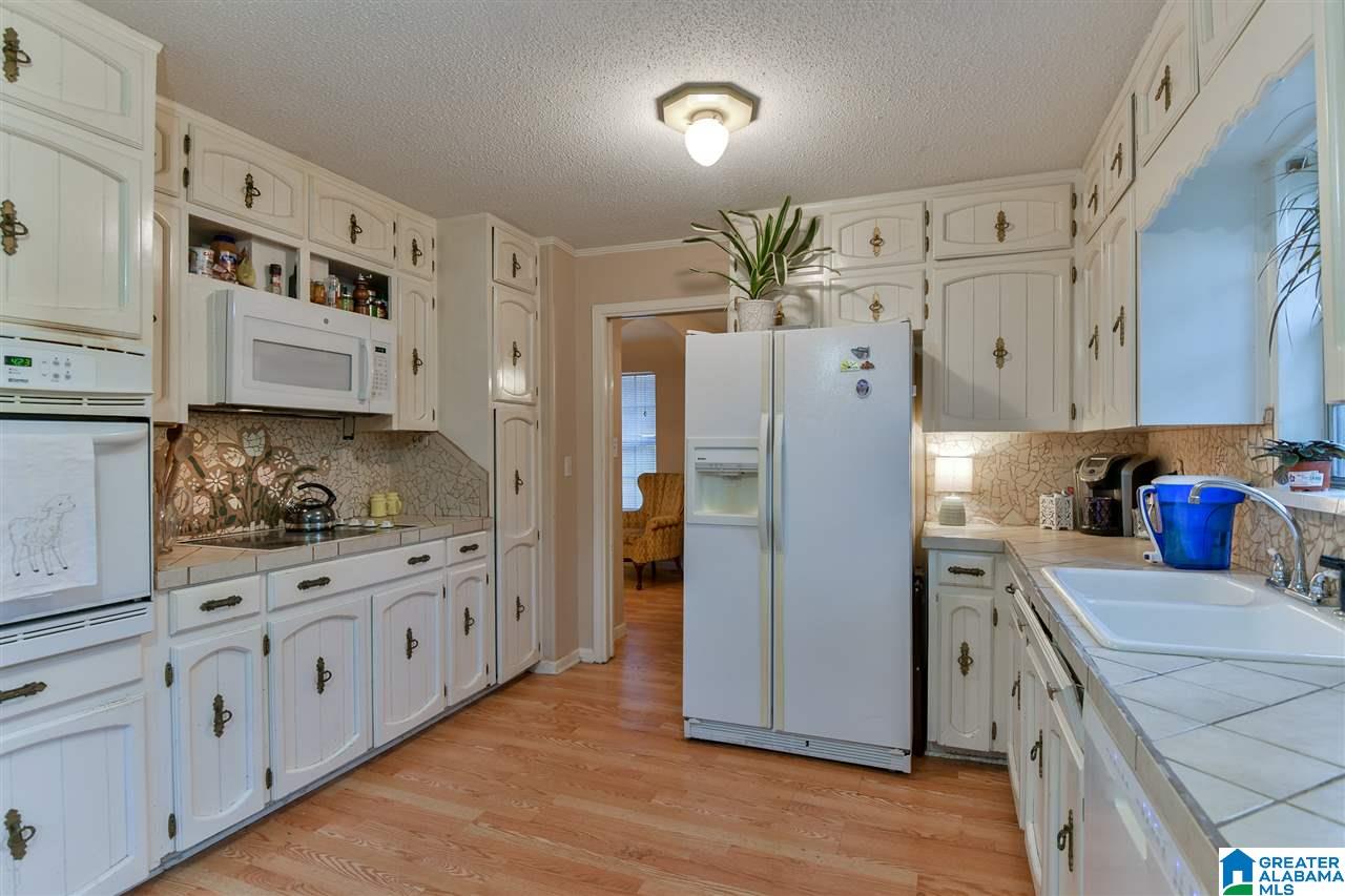 205 8th Place Pleasant Grove, AL 35127 - Photo 17 of 34