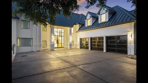 $5,395,000 | 151 Applehead Island Drive, Horseshoe Bay, TX 78657