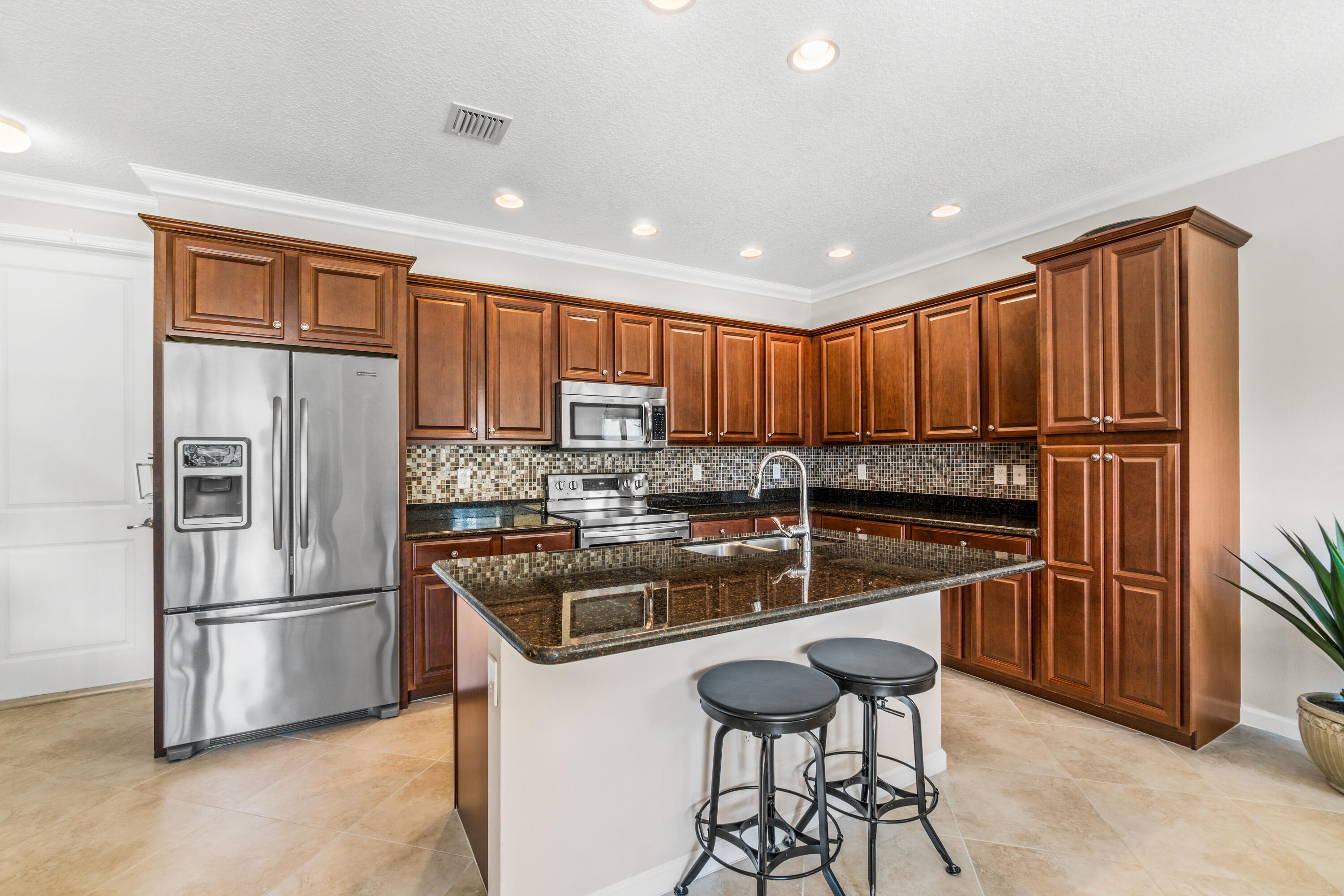 4950 Northwest 15th Avenue Boca Raton, FL 33431 - Photo 9 of 29 009-4950Northwest15thAvenue-BocaRaton-FL