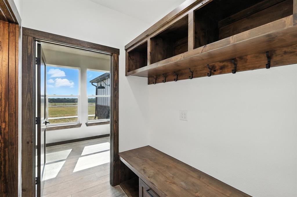 835 Clb Lk Road Whitesboro, TX 76273 - Photo 14 of 33 a view of balcony and a hallway