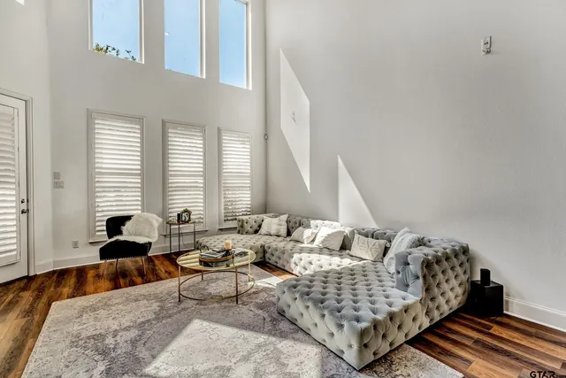 $3,195 | 5322 Del Norte Drive, Tyler, TX 75703