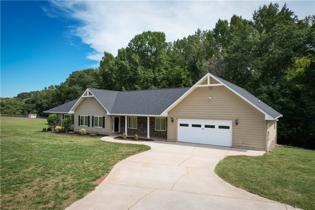 130 Thompson Road Pendleton, SC 29670 - Photo 1 of 34 Primary