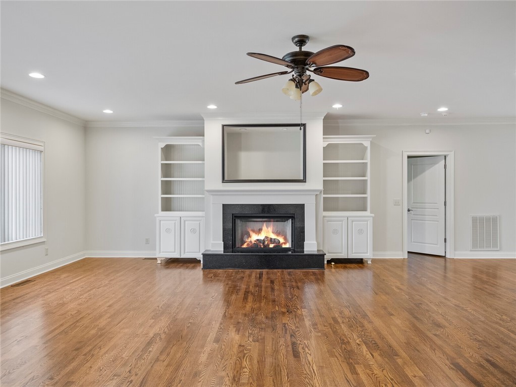 130 Thompson Road Pendleton, SC 29670 - Photo 8 of 34 Living Area